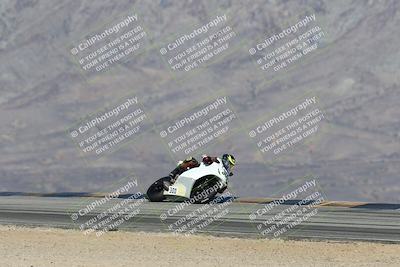 media/Dec-07-2025-CVMA (Sun) [[3e7d2de5dc]]/Race 7-Formula Lightweight Twins Shootout/